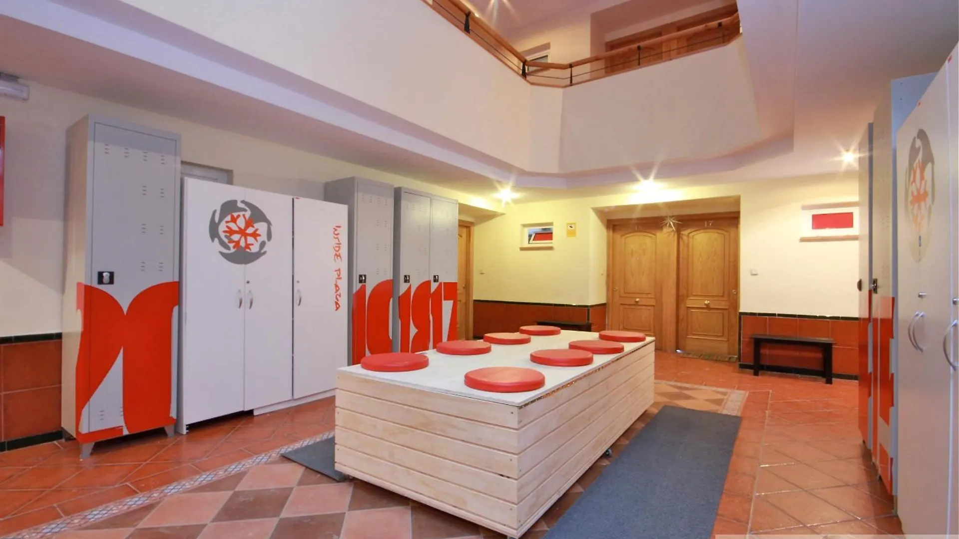 Apartament Inside Plaza Sierra Nevada 0*,  Hiszpania