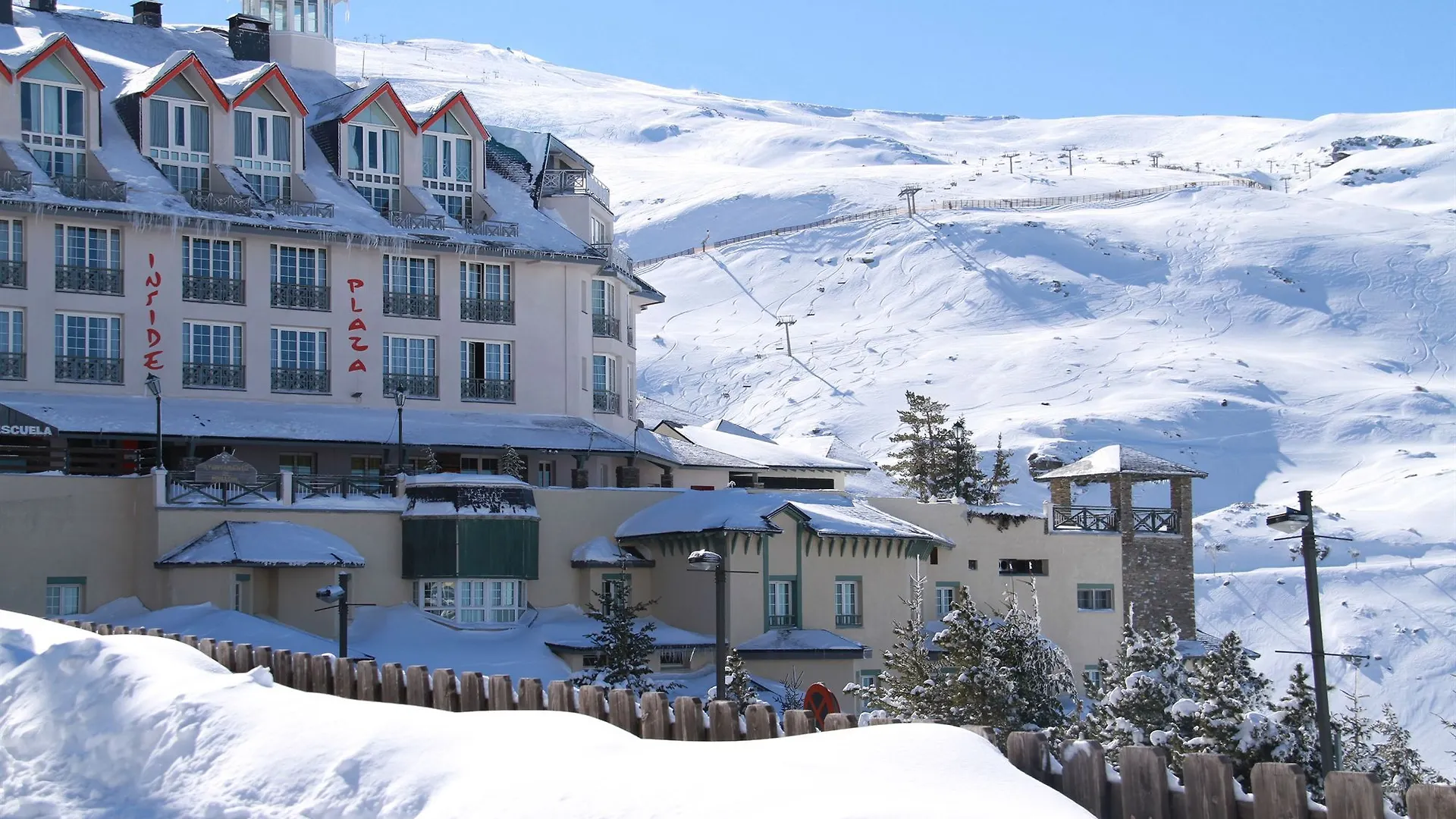 Apartament Inside Plaza Sierra Nevada